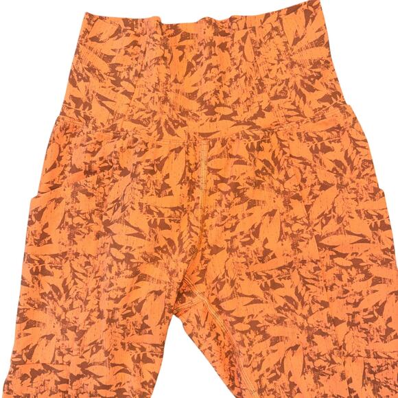 REI Co Op Long Orange Bike Shorts Pockets Women’s XS Biking Hiking Yoga Running - Picture 4 of 6